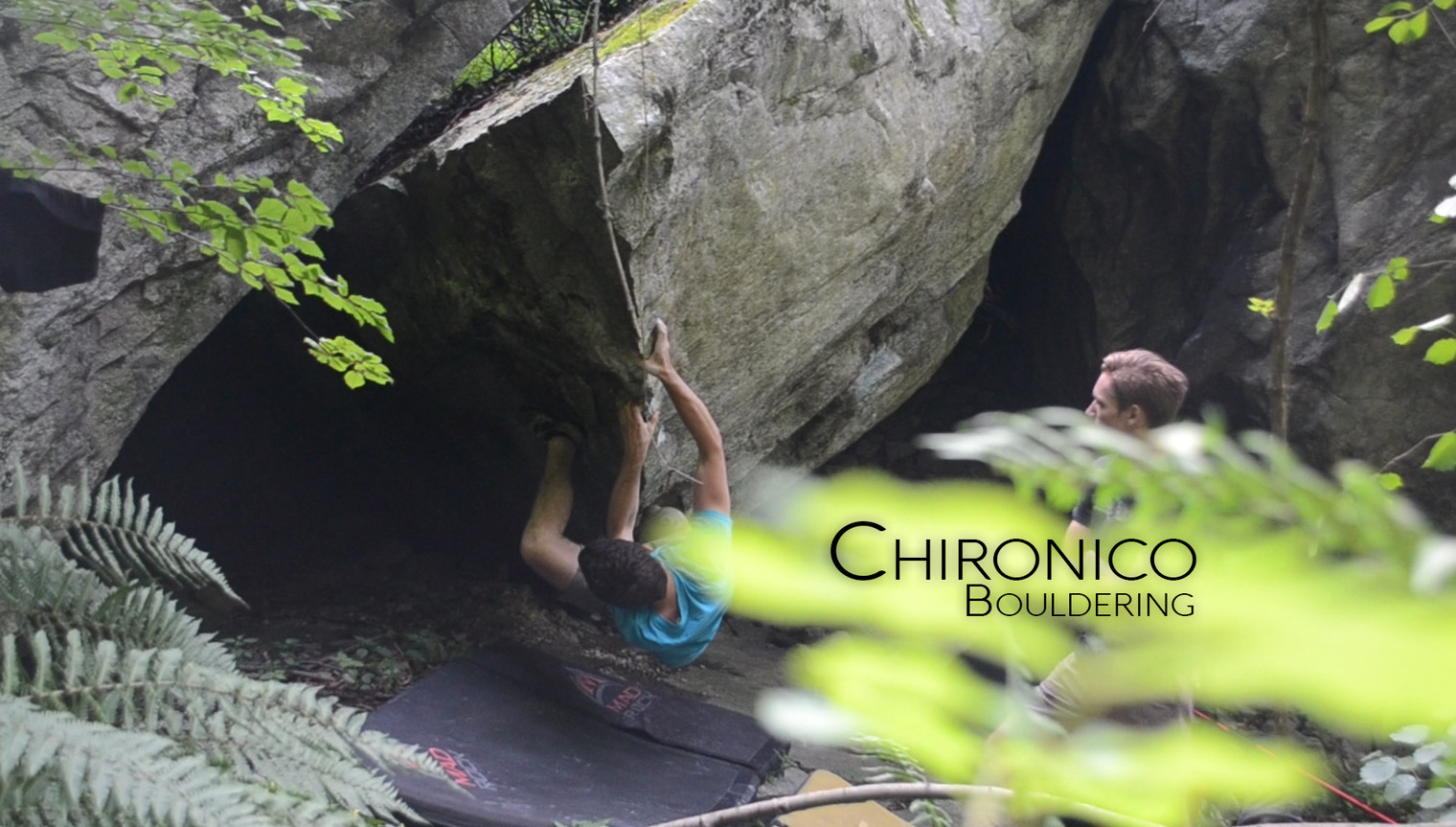 Bouldering in Chironico