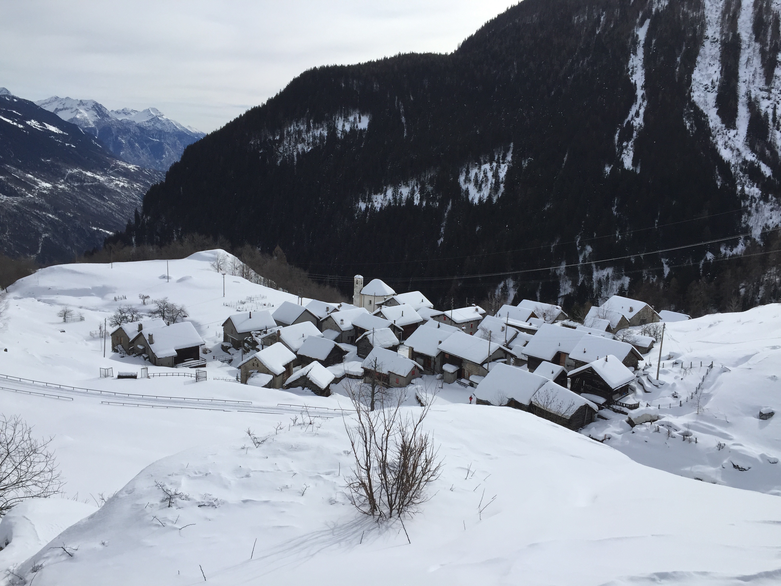 Gribbio village in winter snow